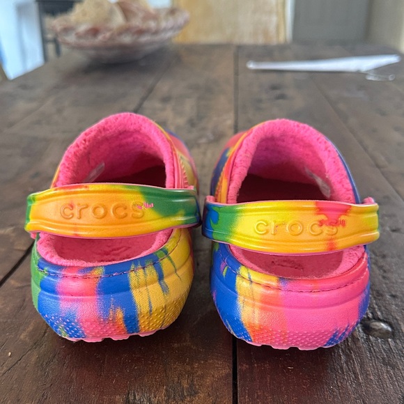 CROCS Vibrant Multicolor Clogs womens 7 men’s 5 - Picture 6 of 9